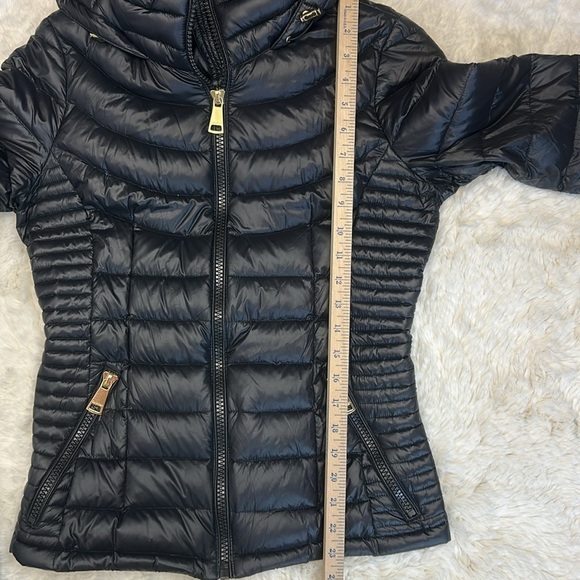 Calvin Klein Down Lightweight Packable Puffer Jacket with Attached Hood Size S - Picture 14 of 16